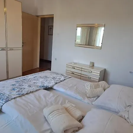 Pri Nonni Apartment *