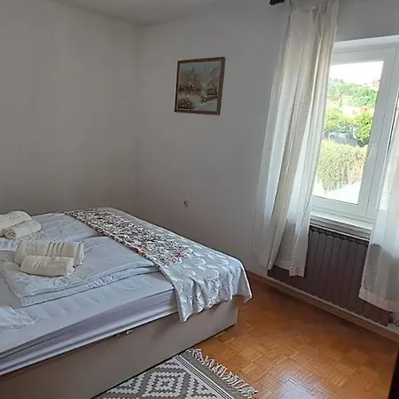 Pri Nonni Apartment *